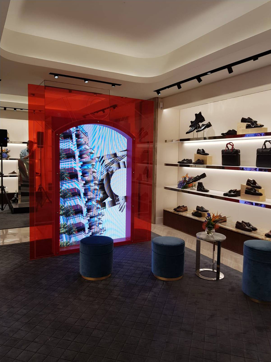 ledwall in store ferragamo